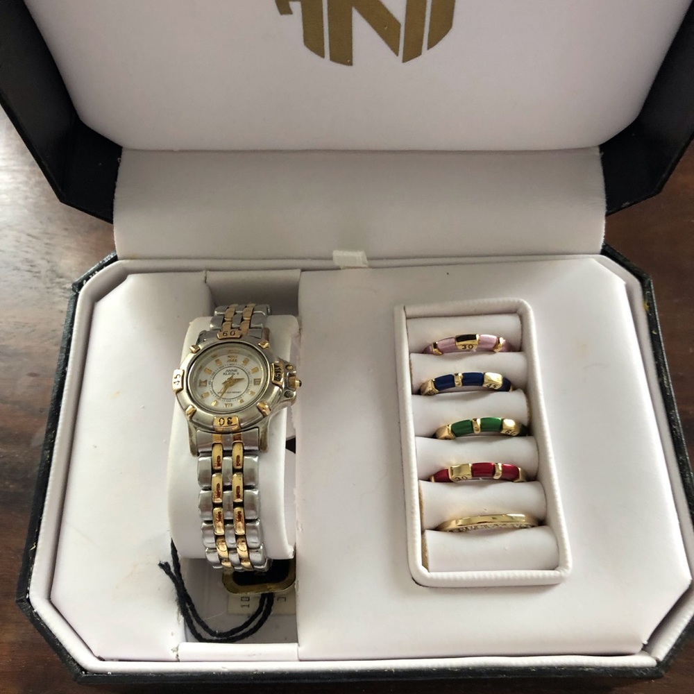 Anne Kline watch with changing bezels